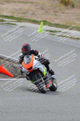 media/Mar-05-2023-TrackXperience (Sun) [[a95d40e56a]]/Group 3/session 2 turn 4/